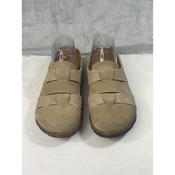 Earth Origins Shoes Women's US 10 Ellery Wheat Suede woven clogs. - Picture 3 of 16